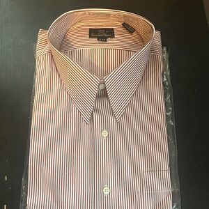 Men's Burgundy and White Striped Dress Shirt
17/33 with one front pocket